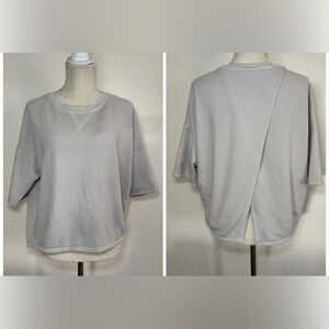 Light Gray Women's Sweatshirt Size M
